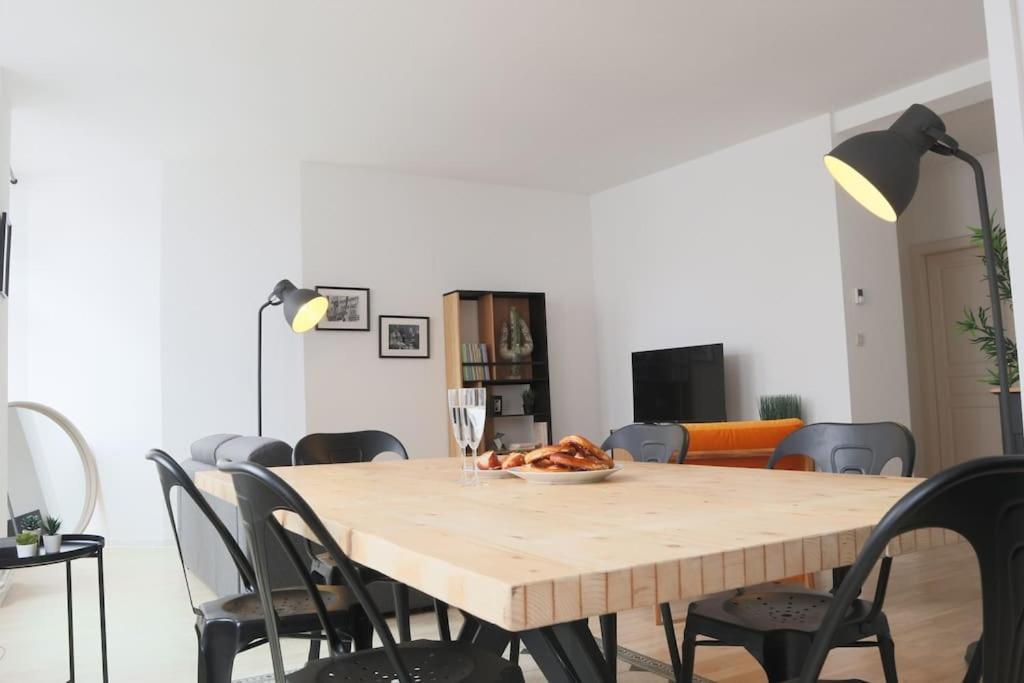 Ferienwohnung Le 7Eme Art, Hyper Centre Mülhausen Exterior foto